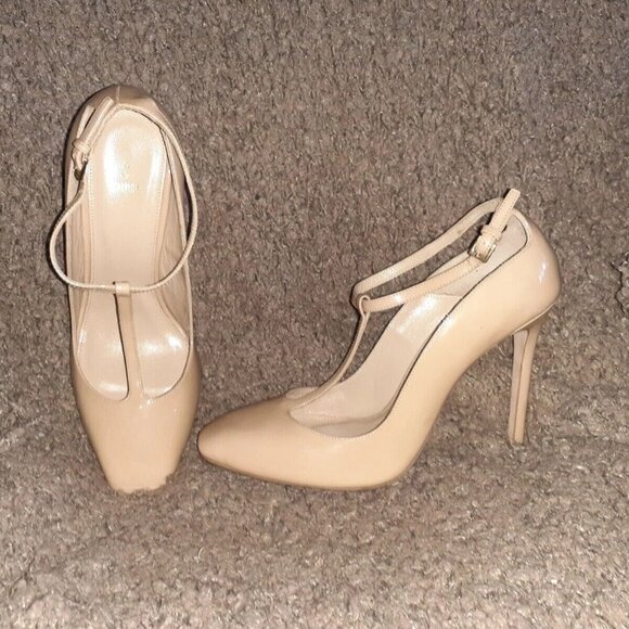 SCARBINA-Lebanese Luxury Brand-Beige Patent T-Strap Ankle Strap-Sz 39-NWOB - Picture 1 of 7
